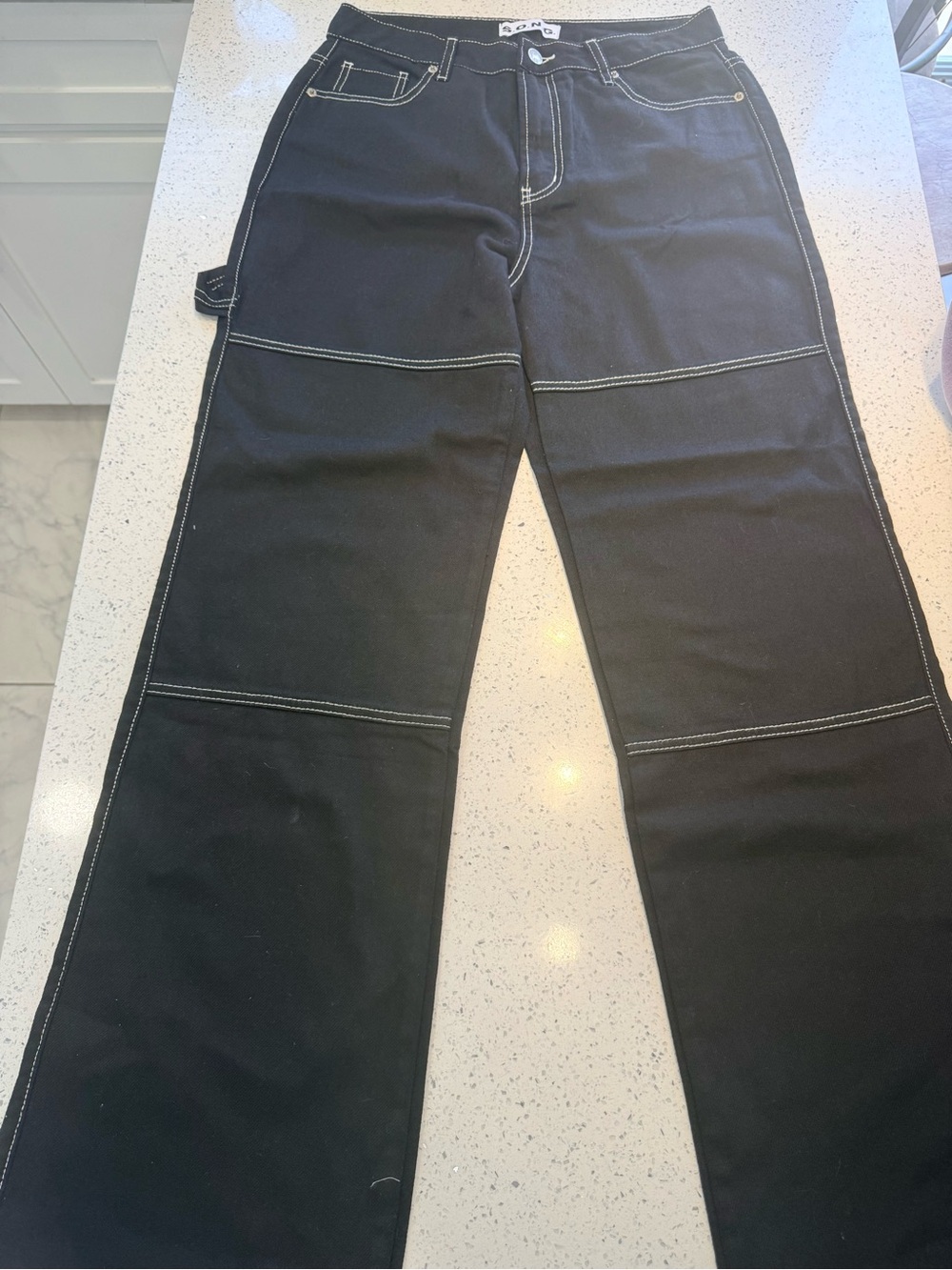 High-Rise Black Wide-Leg Jeans with Contrast Stitching
